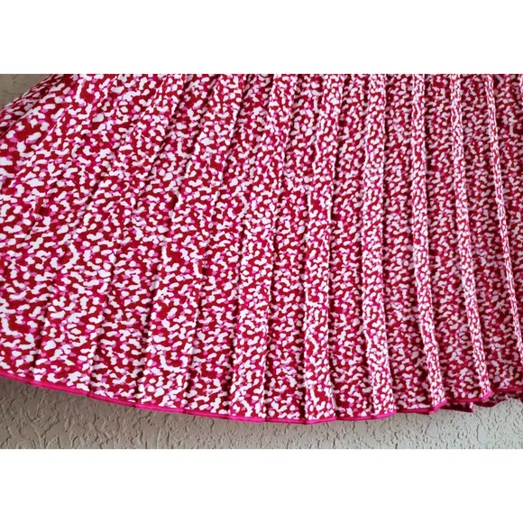 Vince Camuto Red Pleated Mini Skirt - Picture 4 of 6